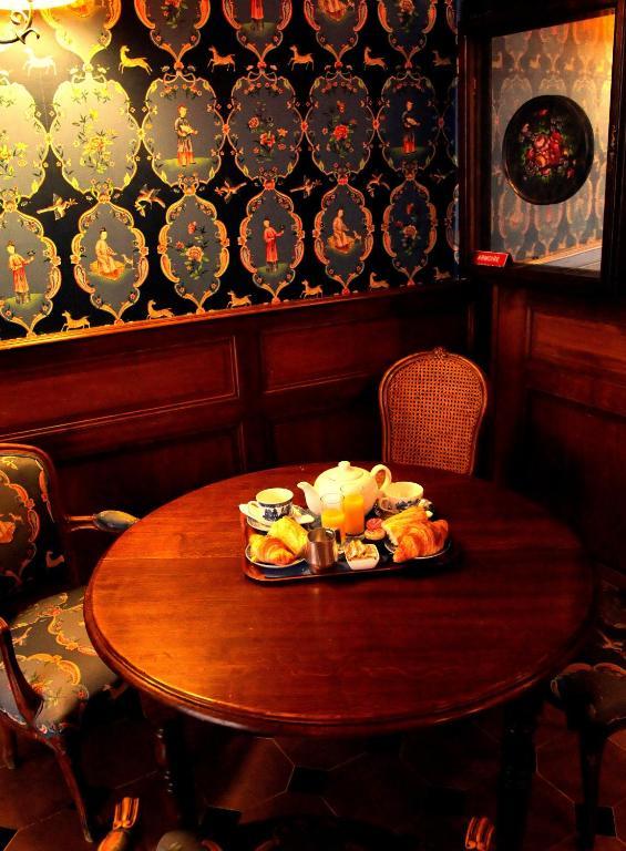 Hotel Du Lys 3*