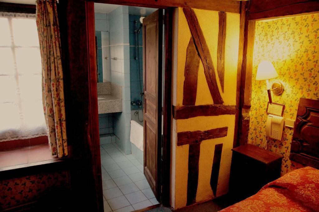 Du Lys Hotel París